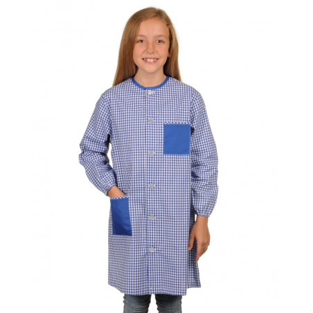 bata-escolar-con-cuadro-azul-y-bolsillo-liso-babis-baratos-para