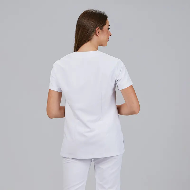 Casaca blanca para sanidad y farmacia Sonia con corchetes Gary's - casadelasbatas.com