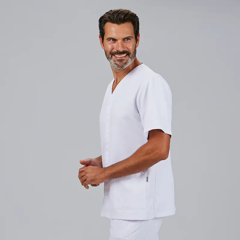 Chaqueta sanitaria  de microfibra Pablo blanca con corchetes Gary's - casadelasbatas.com