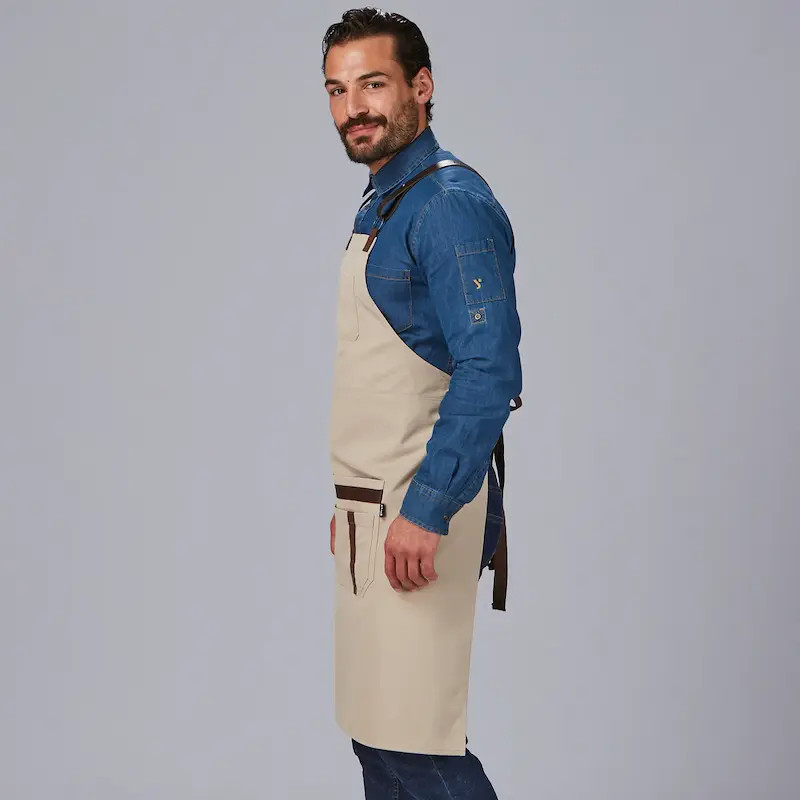 Delantal con peto herrajes en piel - Gary's 100031