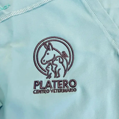 Casaca pijama para clínica veterinaria